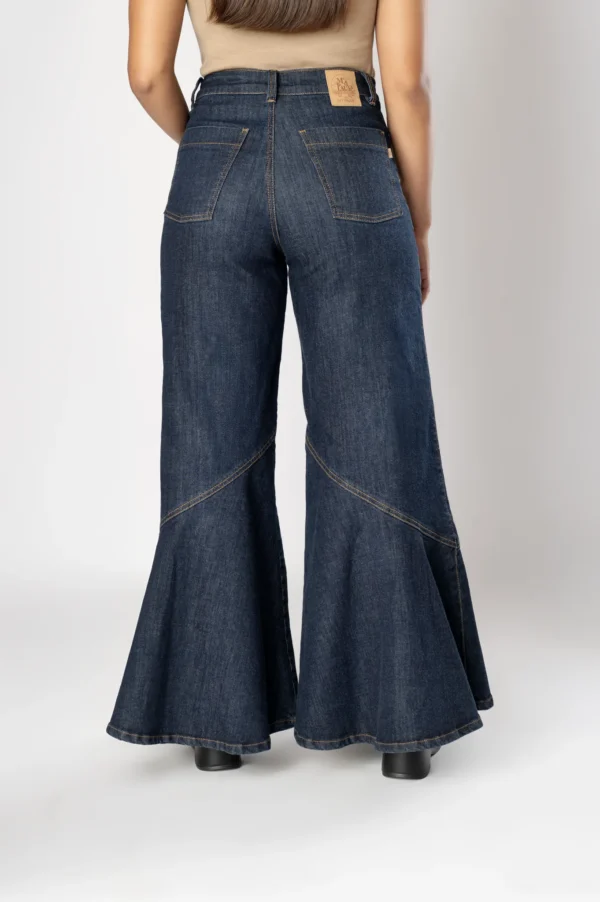Jean Wide Leg Detail 2
